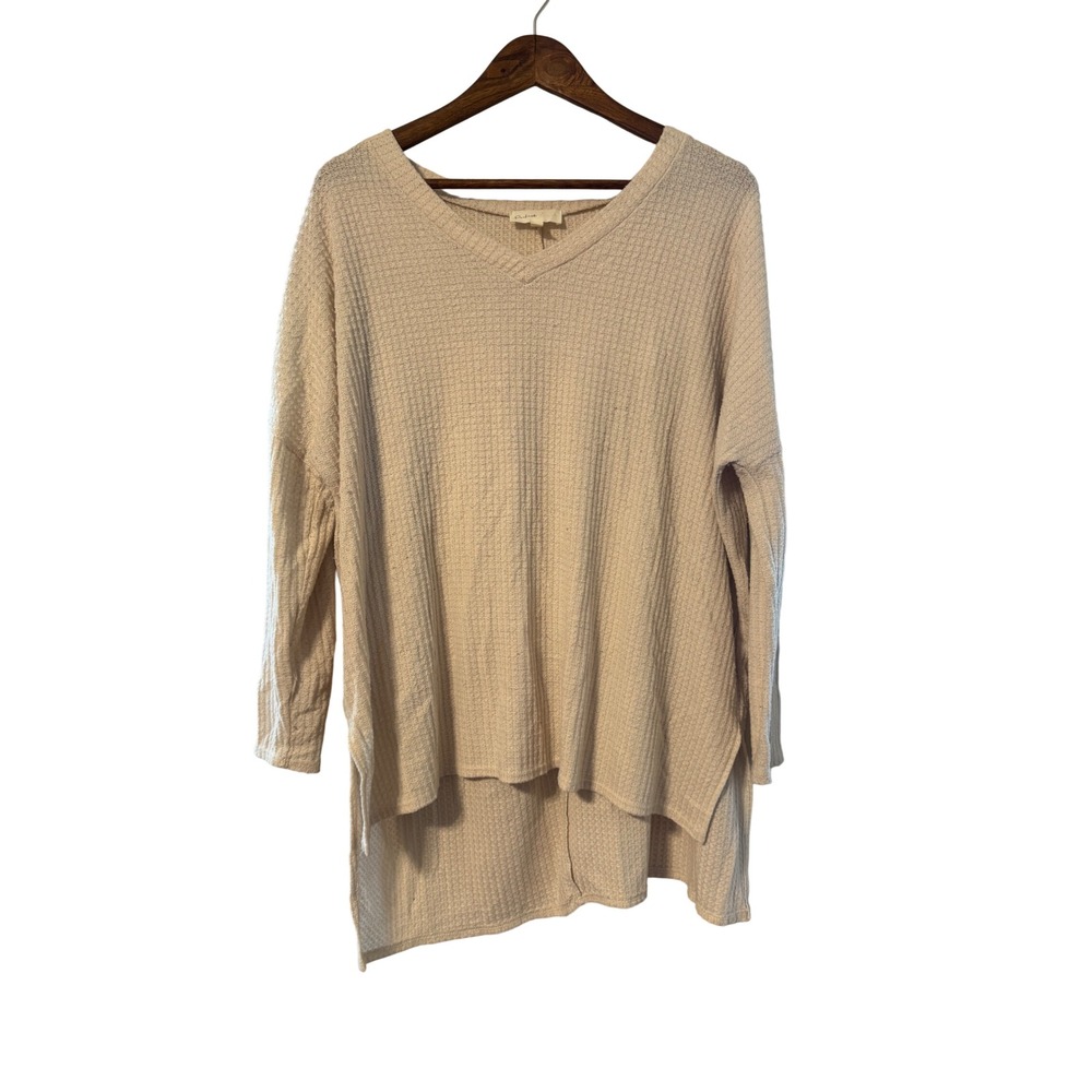 Perfect Peach Waffle Knit Top Womens Medium Beige Excellent V-Neck Thermal Slit
